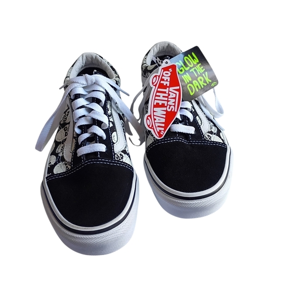 NWT Vans Glow In The Dark Skull "Old Skool" Size 5.5 Mens 7 Womens - Picture 8 of 8